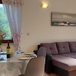 Apartamento House With Pool Banjole