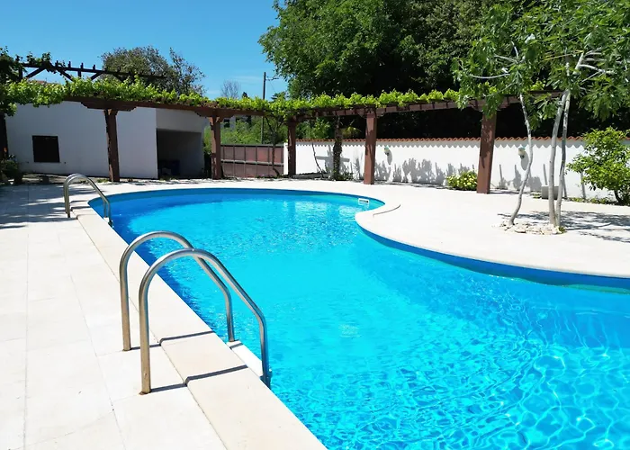 House With Pool Apartamento