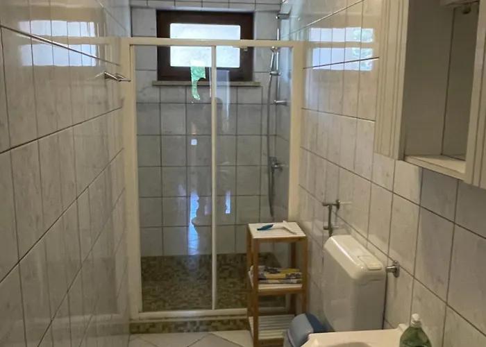 House With Pool Banjole
